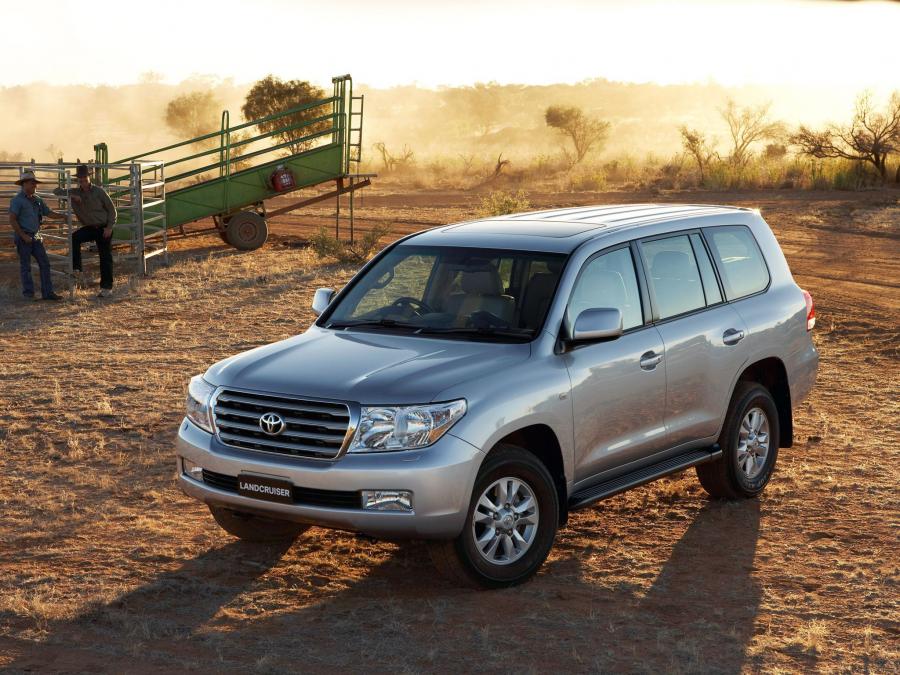  Toyota Land Cruiser 200 Sahara 2007 года  (AU) (фото 15 из 20)